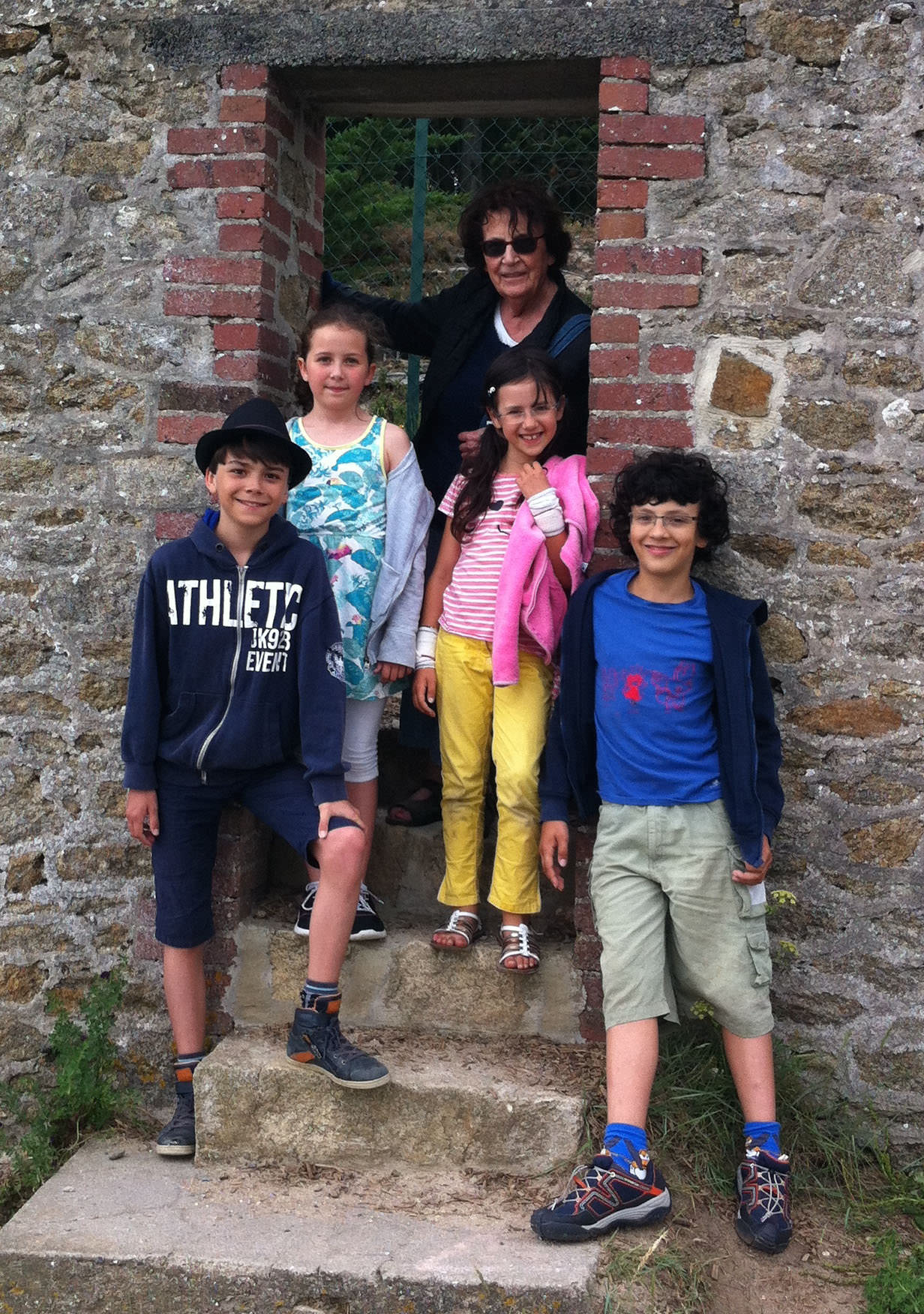 2016 Hélène Noé Arthur Alice Sarah